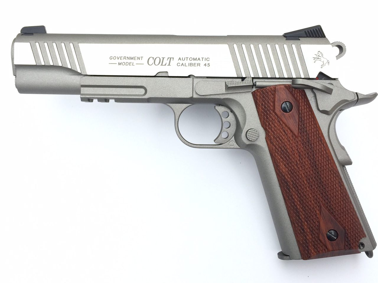 Se Colt M1911 Stainless, CO2 hos Handelshuset Aulum